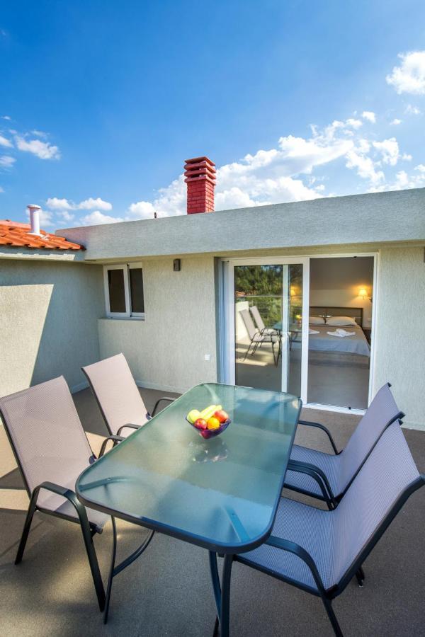 Haus Sofi Hotel Pefkari Buitenkant foto